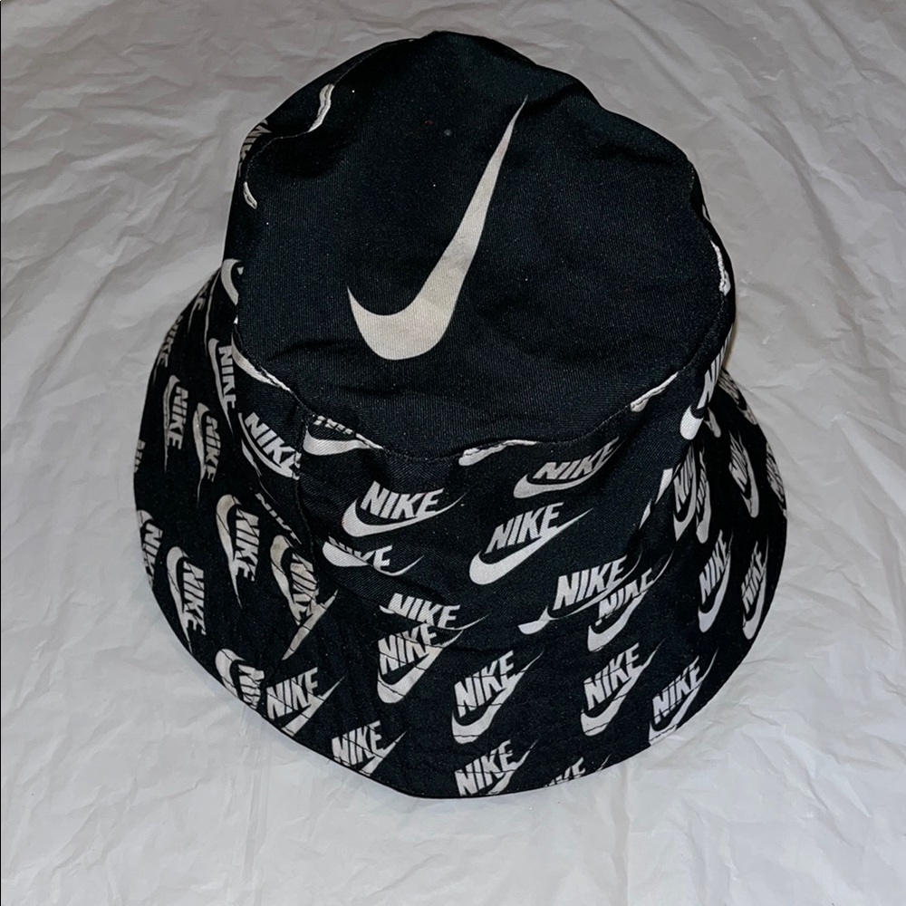 Nike Black and White Swoosh Bucket Hat